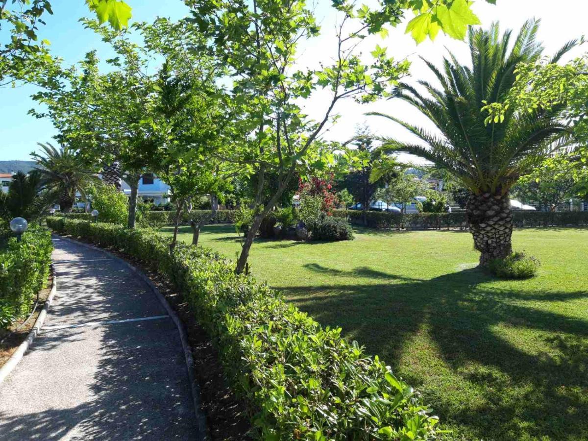 Villa 3Ω Nea Skioni Exterior foto